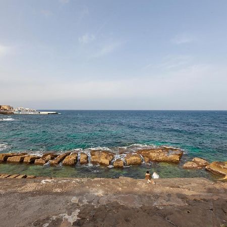 Spacious Seafront Apt With Living, Sofa, Wifi & Ac By 360 Estates Sliema Exterior photo